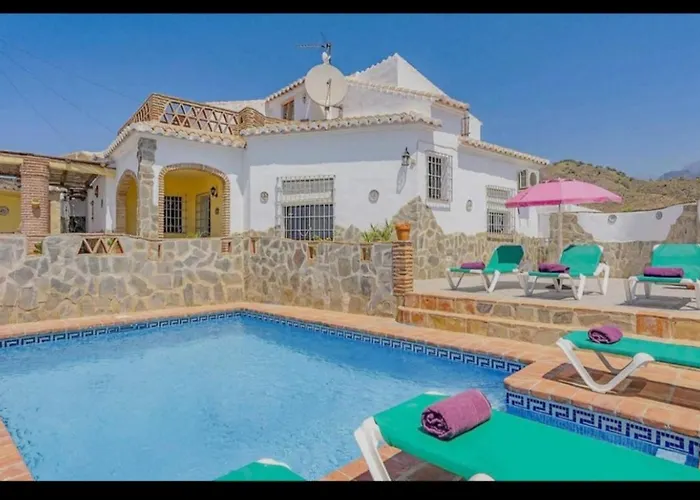 Villa Aranzazu With Private Pool